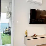 2bр In A Modern Complex Apartment *