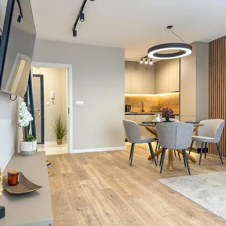 2bр In A Modern Complex Apartment *