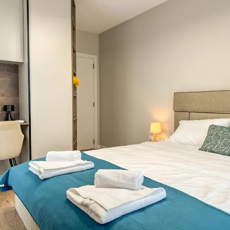 2bр In A Modern Complex Apartment *