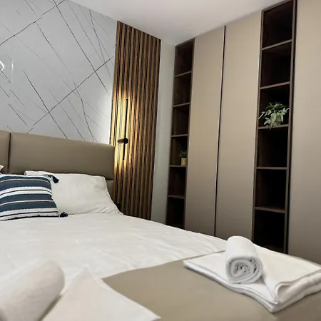 2bр In A Modern Complex Apartment *